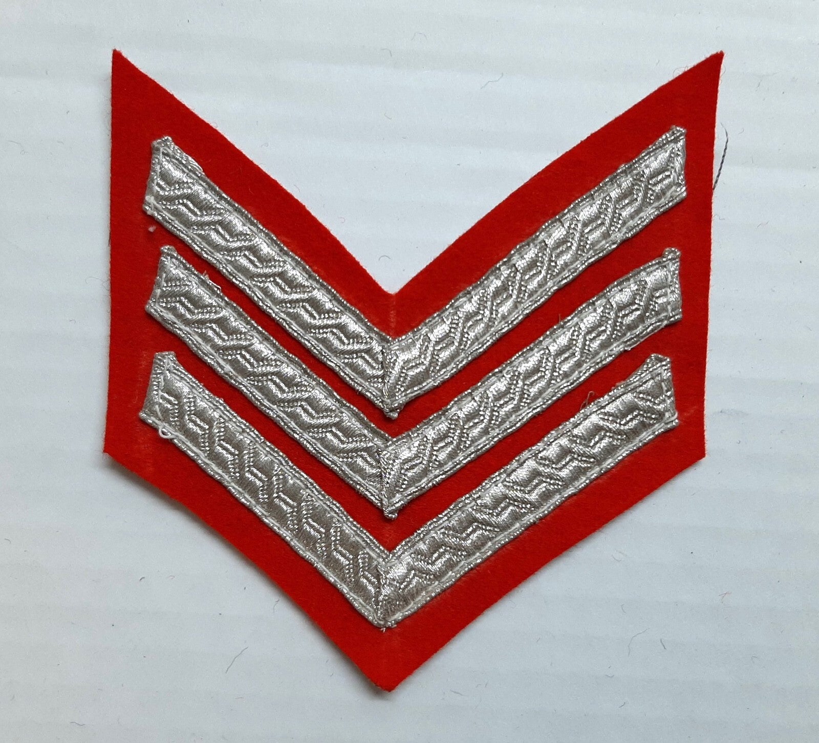 Mess Kit Chevrons Sergeant 3 Silver Bar Scarlet Backed British Army Pattern SGT