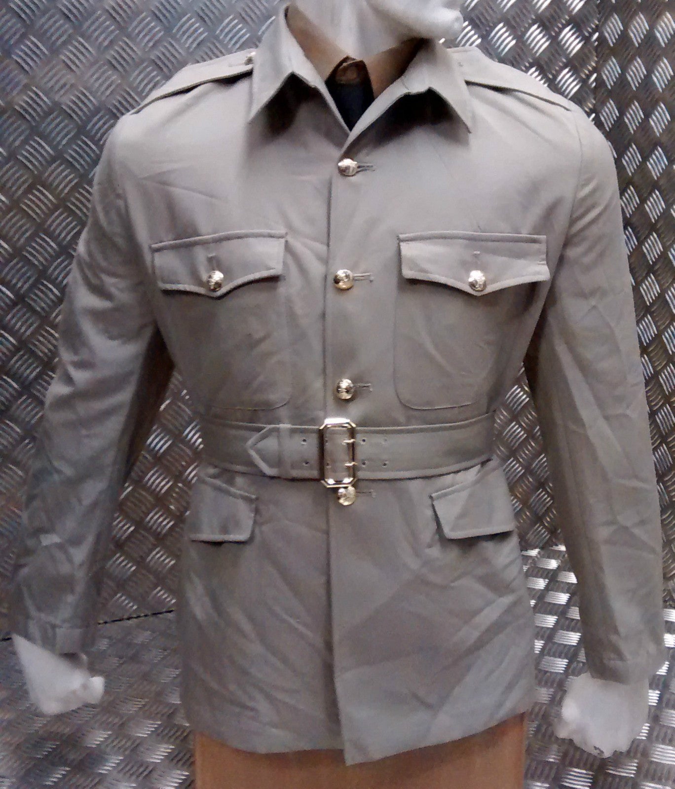 British Army No6 Dress Jungle / Safari / Tropical Jacket Fully Buttoned Without Belt