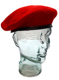 Red Wool Military Style Beret Size Medium / 7 1/4 - NEW