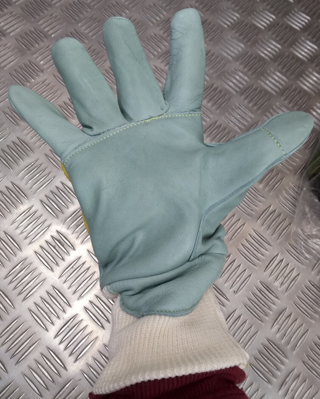Juba MT130 Anti-cut Chainsaw Cat II Safety Gloves Size 8 Medium