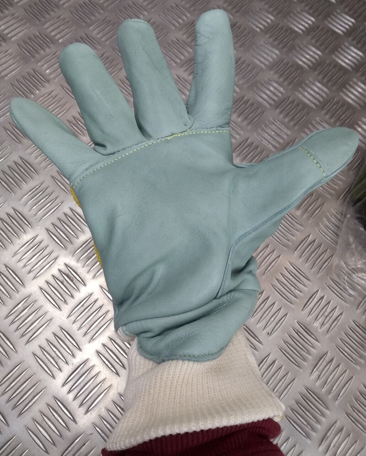 Juba MT130 Anti-cut Chainsaw Cat II Safety Gloves Size 8 Medium