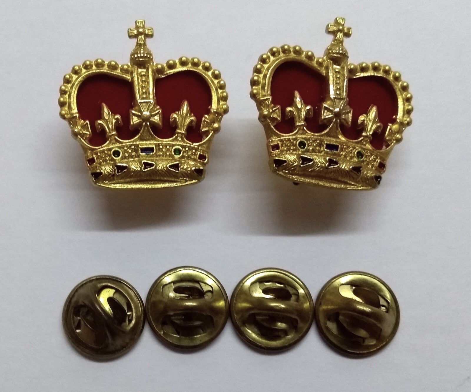 British Crowns Rank Insignia Royal Crown With Red Cushion & Clutch Pins