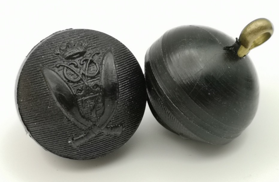 7th Duke Of Edinburgh's Own Gurkha Rifles Black Plastic Ball Buttons Size 28L x8