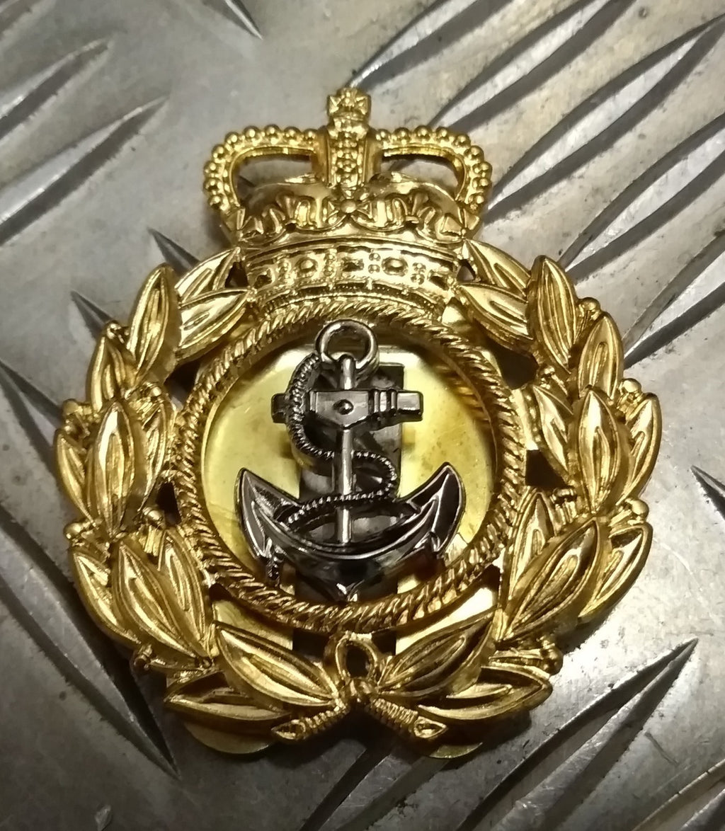Royal Navy CPO Chief Petty Officer Cap / Beret Badge British - NEW
