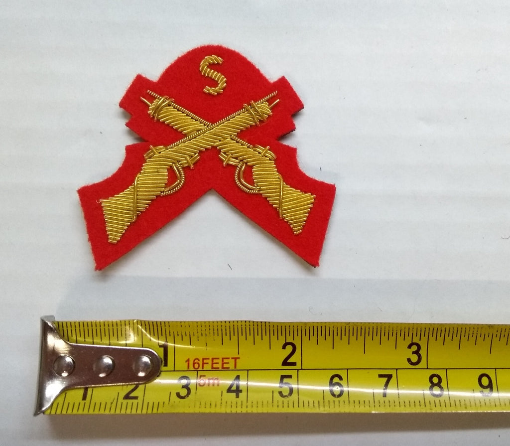 Mess Kit Badge Skill Sniper on Red British Hand Embroidered Arm Patch