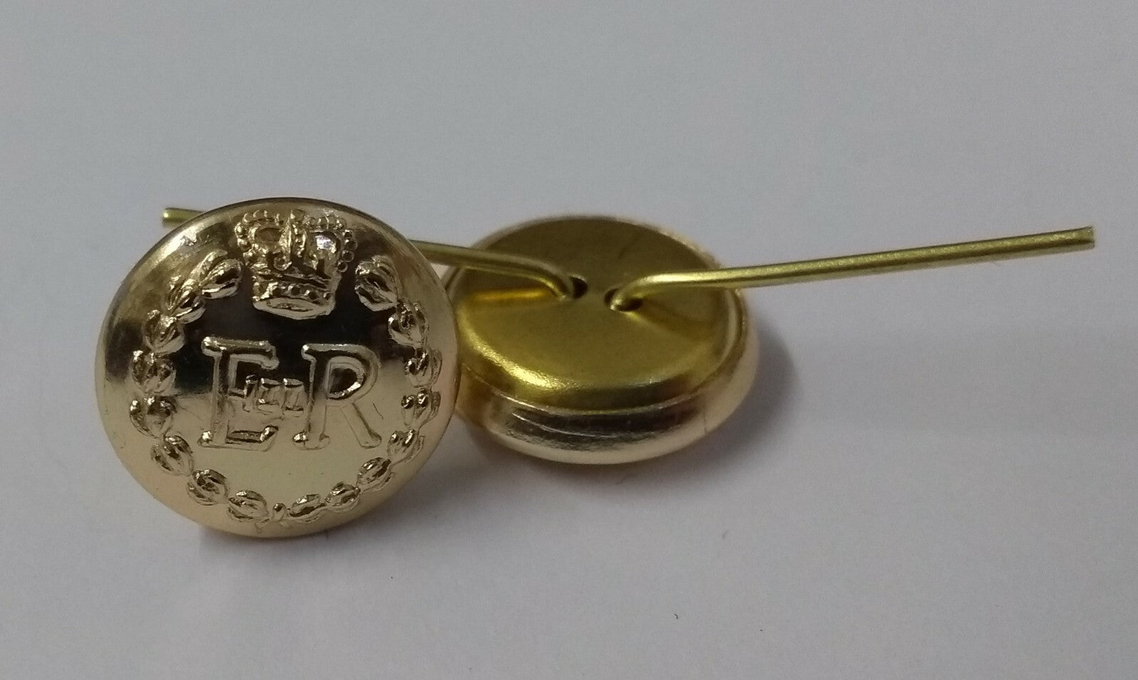 E R II Queens Crown British Issue Insignia Buttons With Split Pins X4