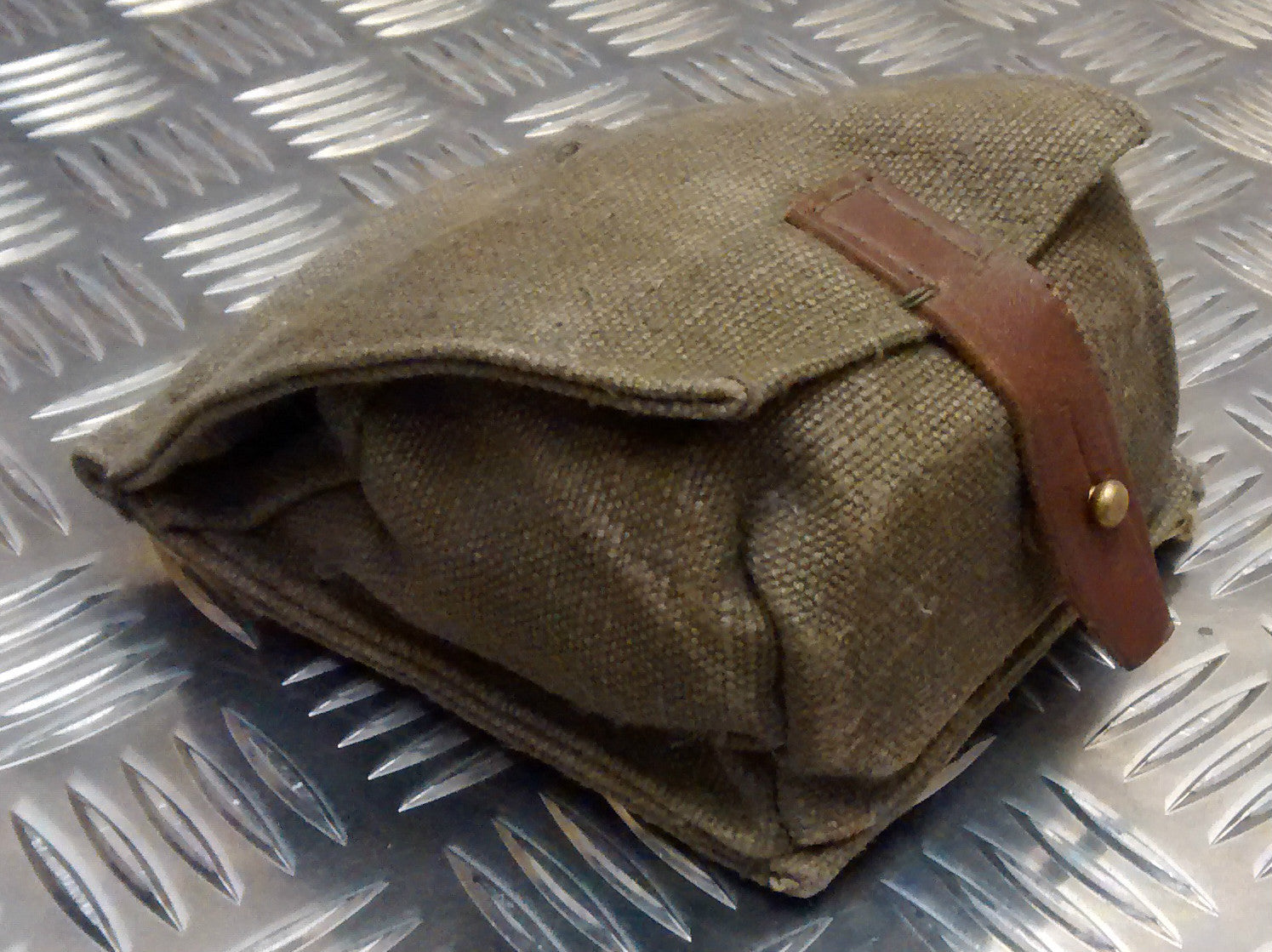 Soviet-era Style Army Vintage Canvas Grenade Pouch With Belt Loops