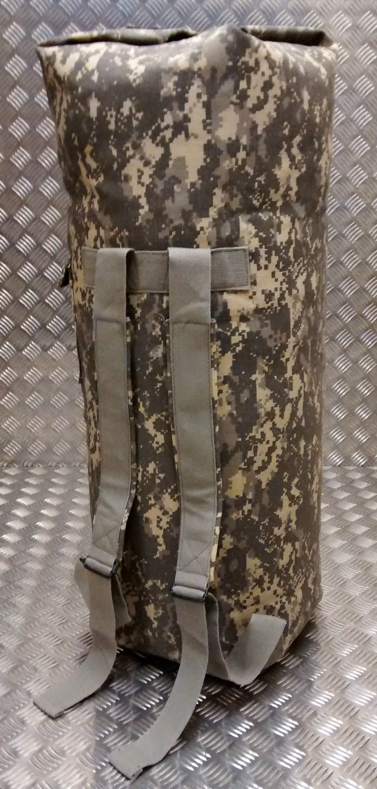 US Style Kitbag / Kit Bag / Shoulder Bag / Ruck Sack Digital Camo ACU- NEW