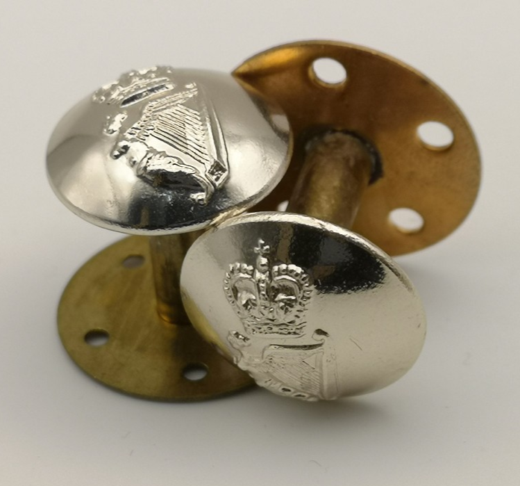 Irish Guards Buttons Insignia Screw Base 30L