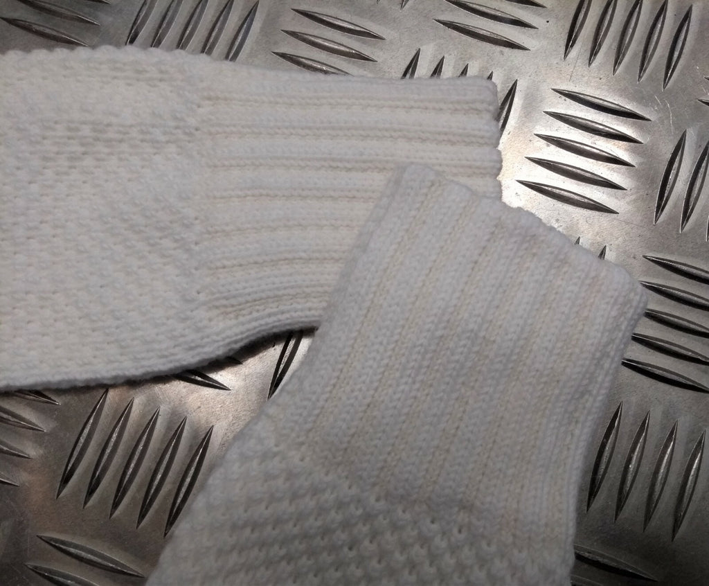 White Waffle Gloves Liners UK Made Size Small / Medium NEW
