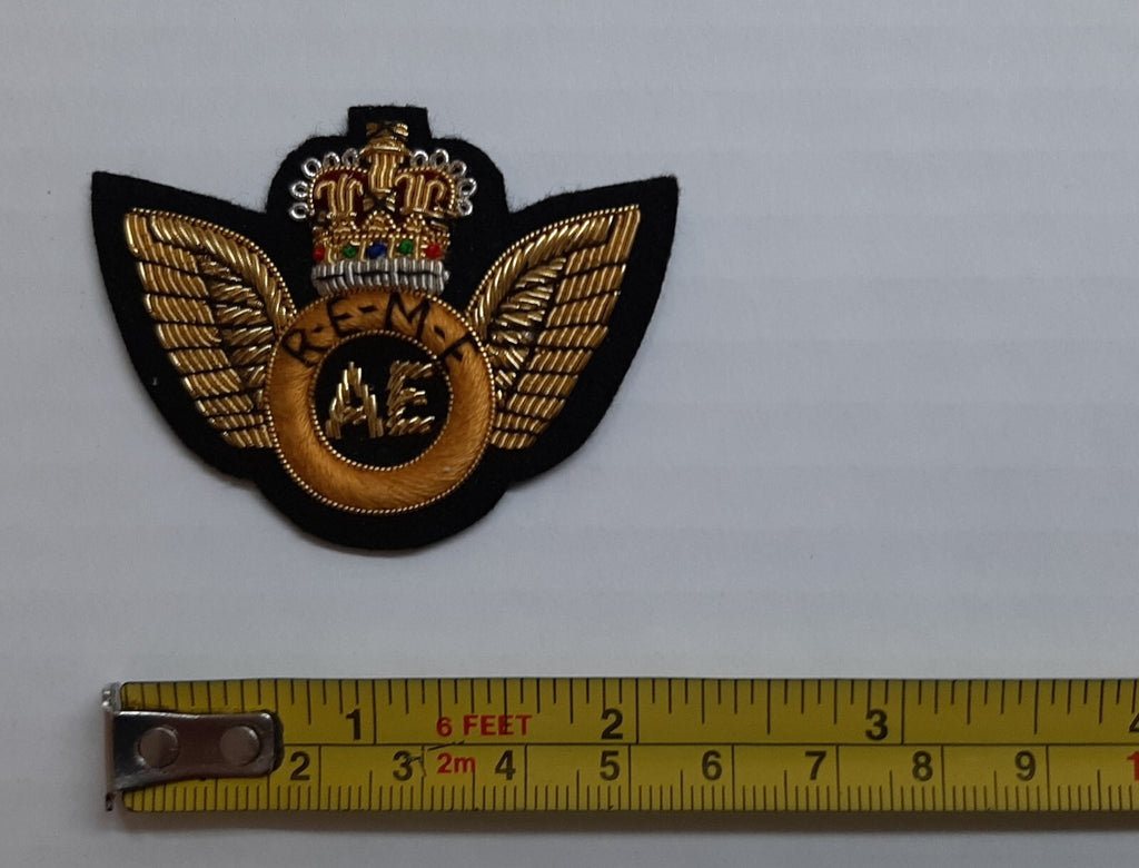 REME Aircraft Engineer Hand Embroidered British Army Old Pattern Insignia NOS