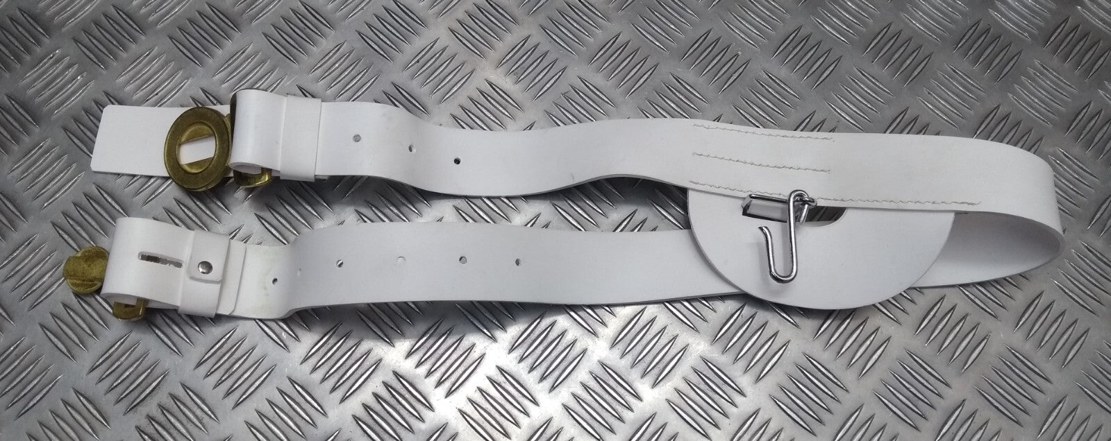 Vintage Air Belt White Pattern & Buckle Incomplete