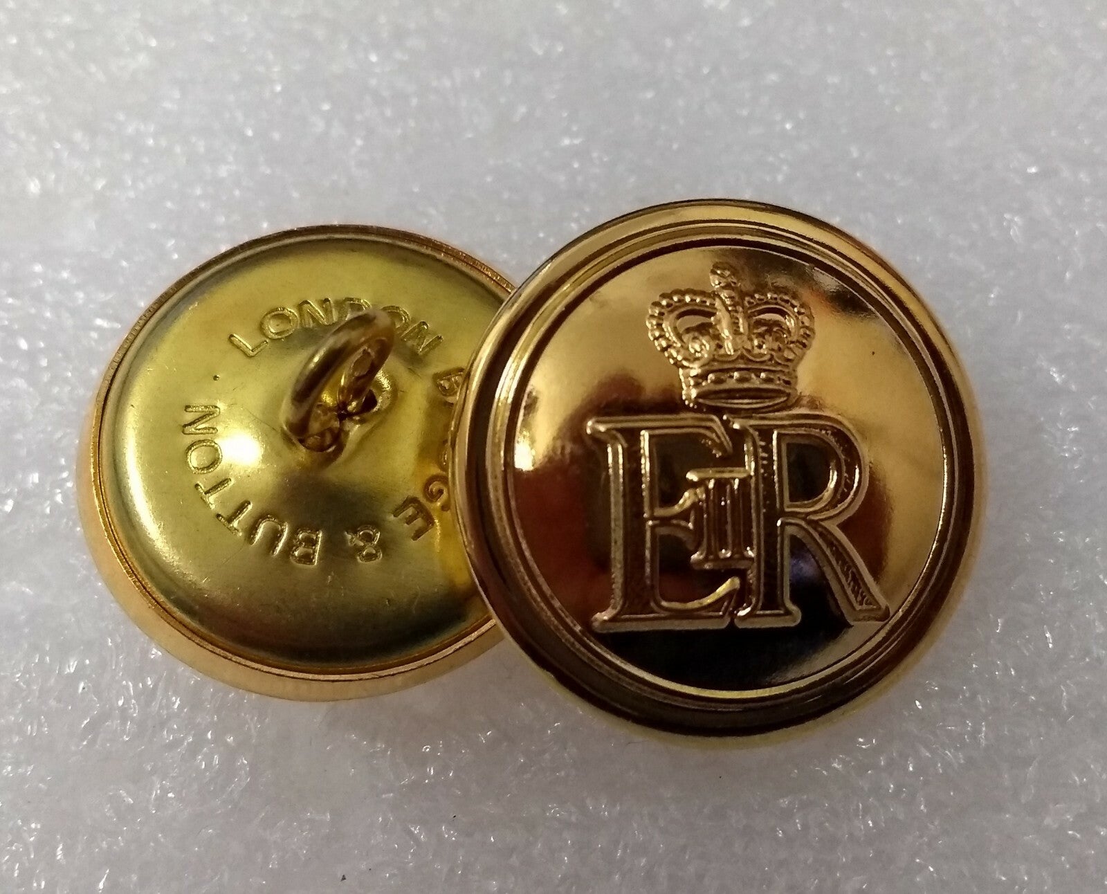 Genuine British Issue E R II Queens Livery Crown Gilt Buttons 38L NEW