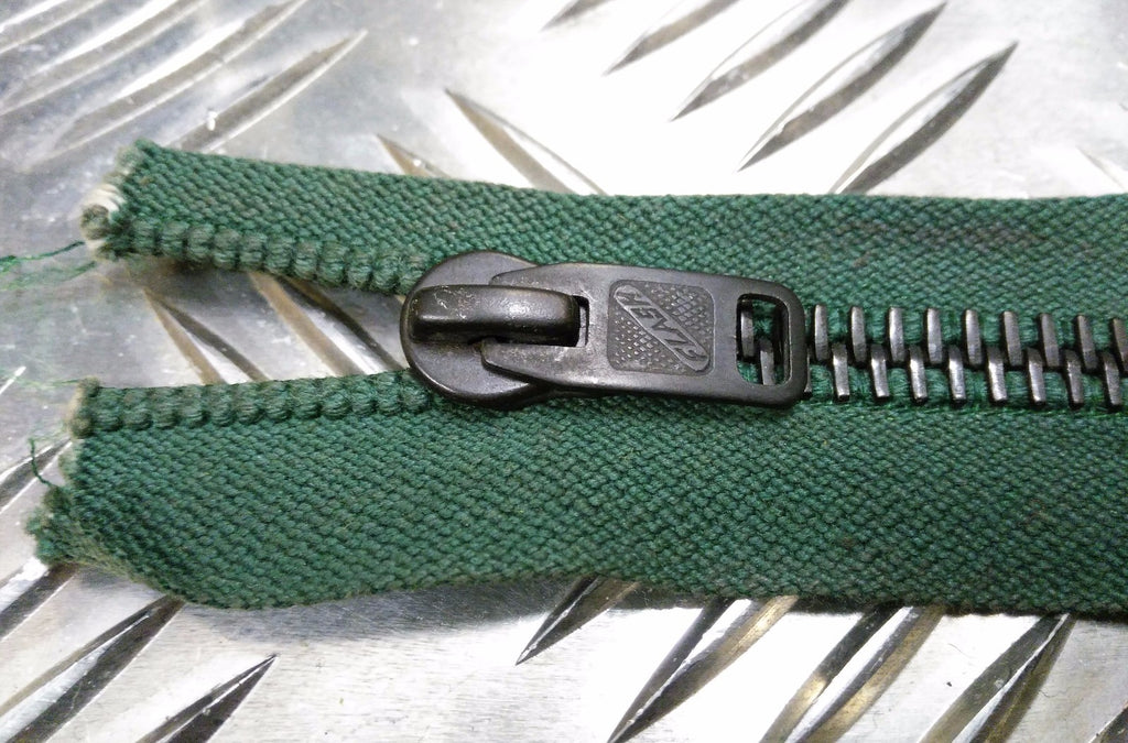 Genuine British 9" Dual Head Green Metal Zip / Zipper Heavy Duty