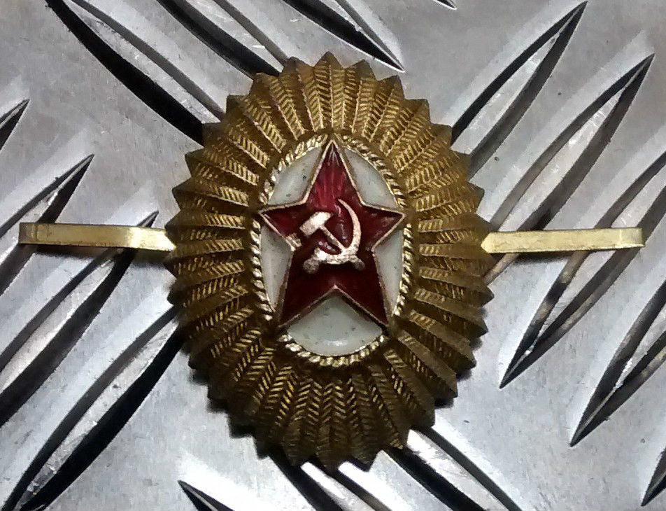 Russian USSR Soviet CCCP OFCs Cap Badge - New old Stock