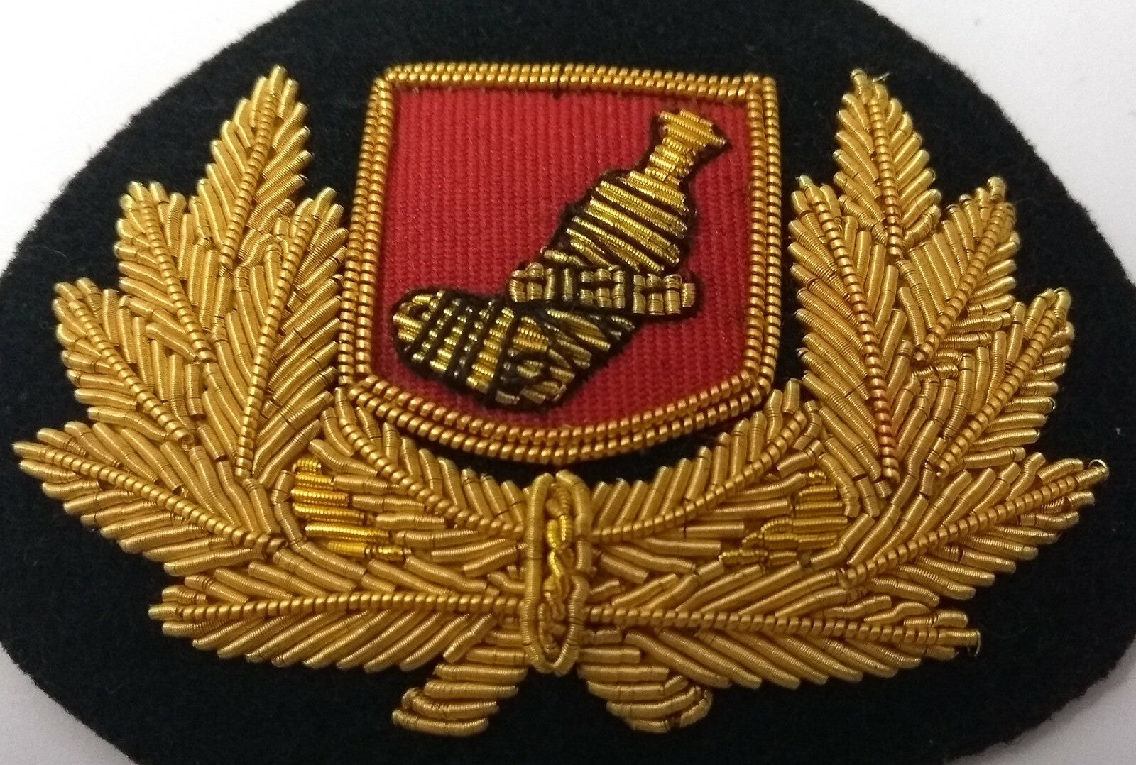 Genuine Oman Pilot Wire Braided Dress Cap Hat Badge With Oman Insignia