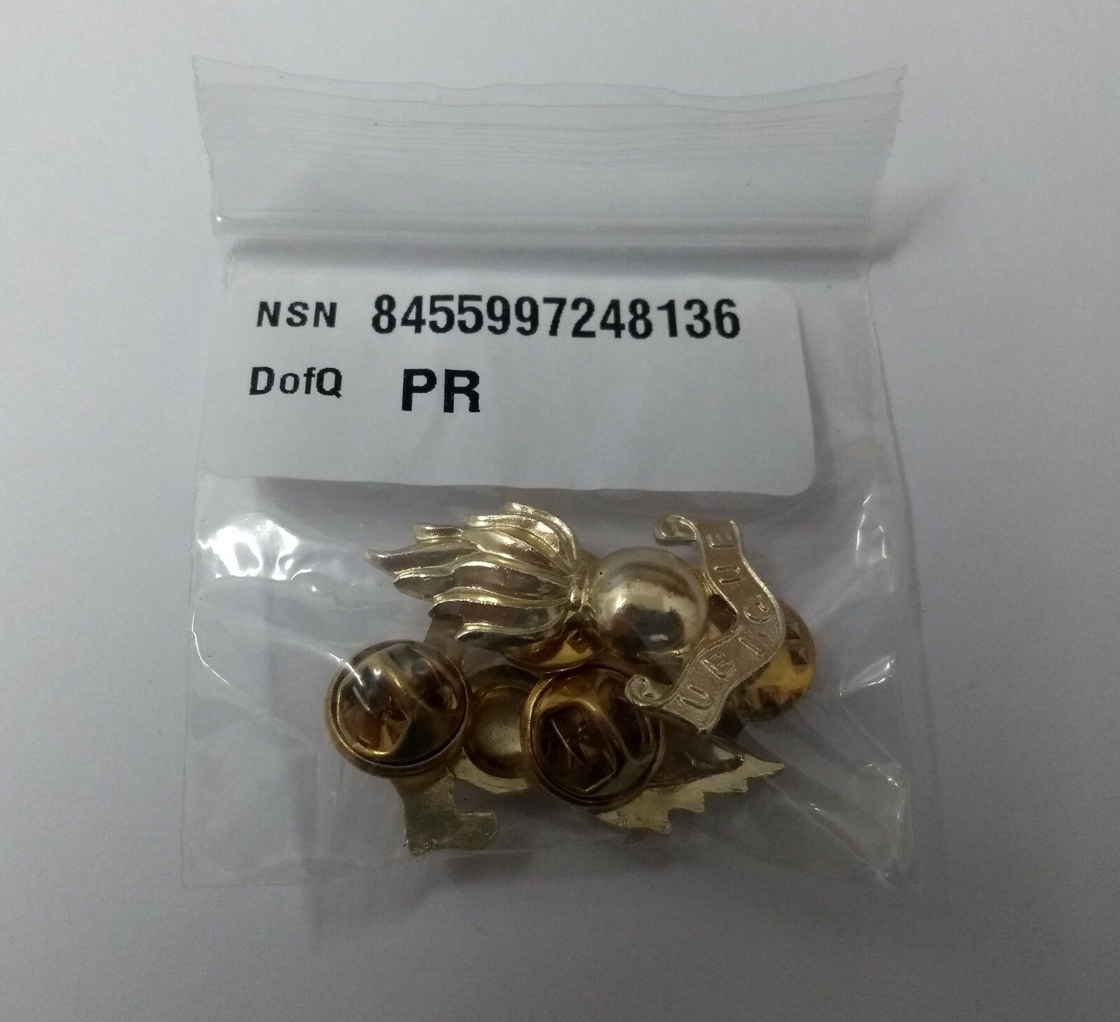 Royal Engineers R.E Collar Dogs Snap Pin