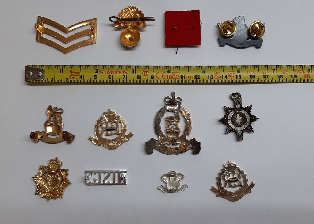 Assorted Badges, Titles Various Regimental 1 Lot of 12 Items