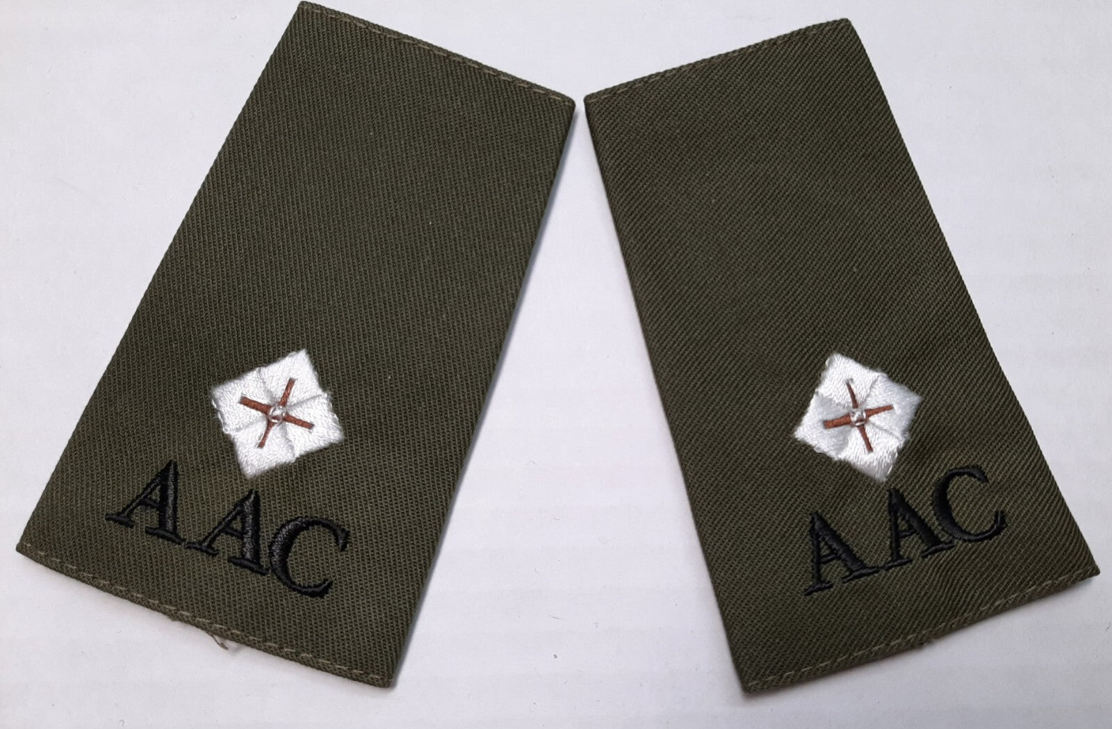 AAC Shoulder Slides British Army Old Pattern Olive Drab Sliders 2nd Lieutenant