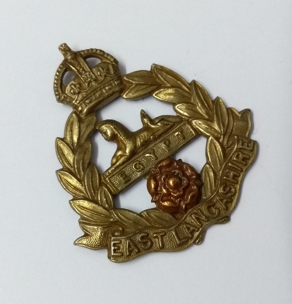 Vintage Kings Crown British Army East Lancashire Regiment Insignia Metal Badge