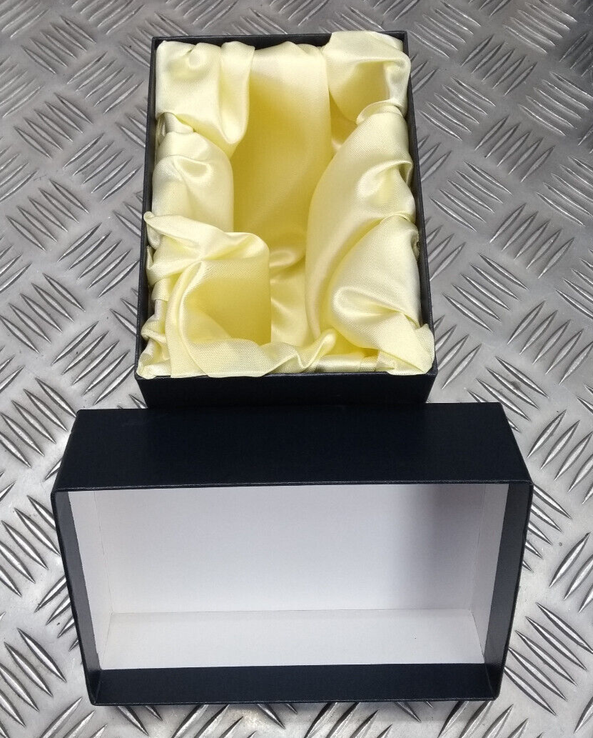 Dark Blue Gift / Storage Boxes with Cream Canvas Lining & Removable Lid x4