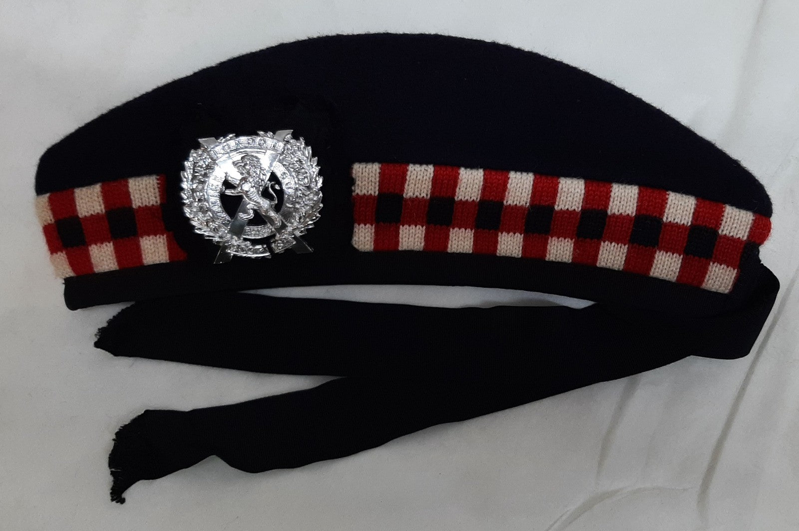British Army Glengarry With London Scottish Regiment Strike Sure Insignia 56cm
