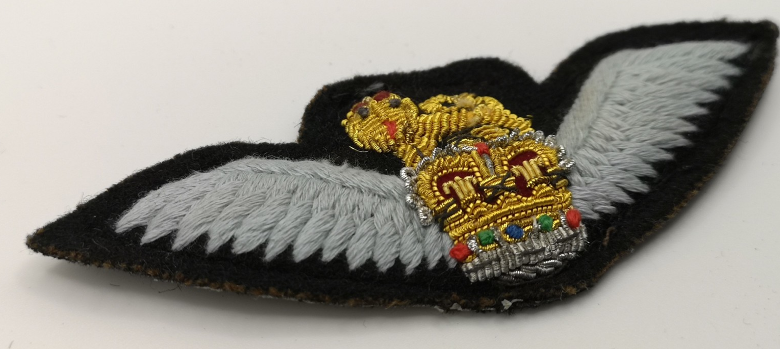 No1 Dress Badge British RAF Royal Air Force Pilot Wings Embroidered Wire Braided Arm Patch