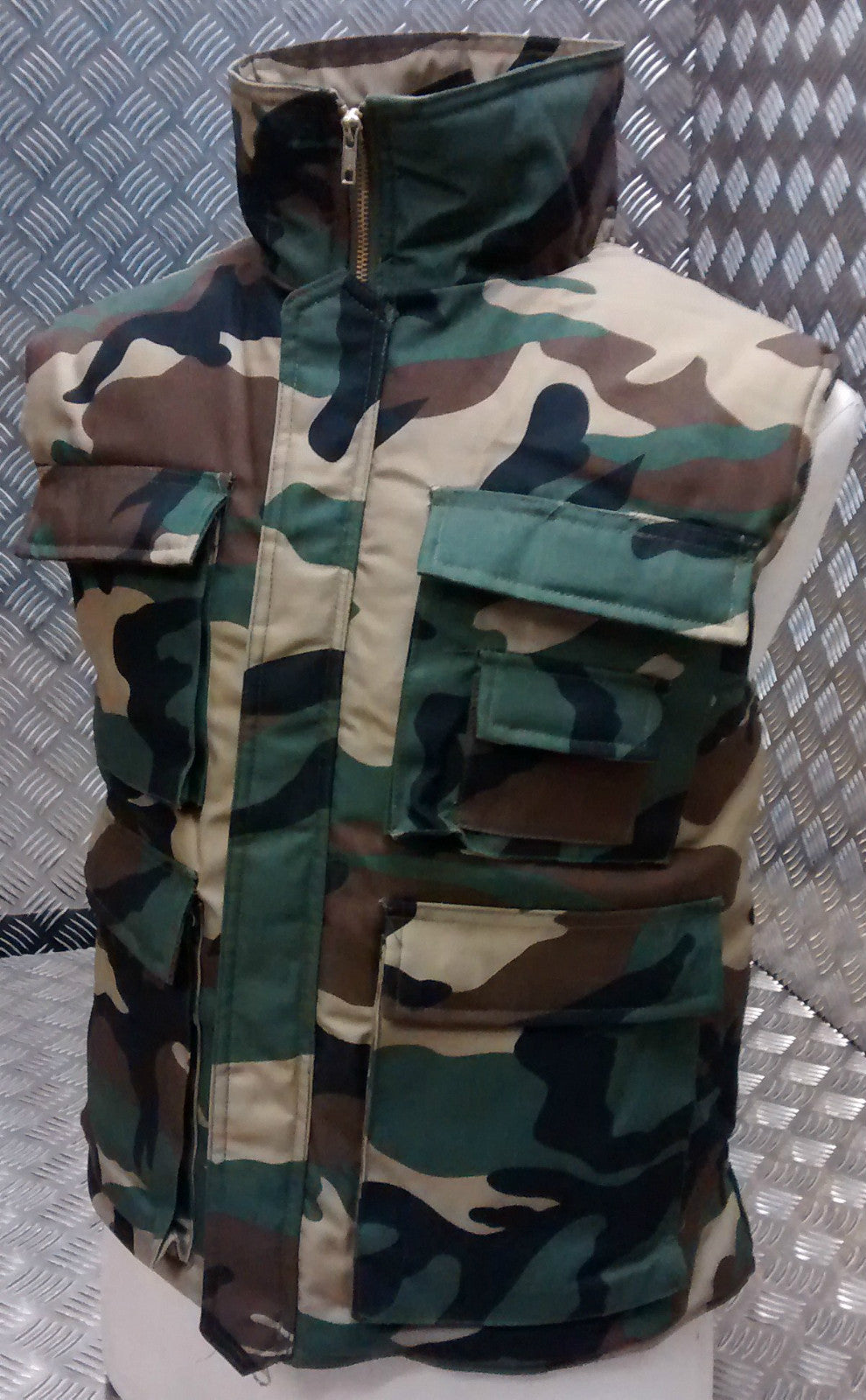 Hunters Action Vest Woodland Camo, Tactical Spec Body Warmer - NEW