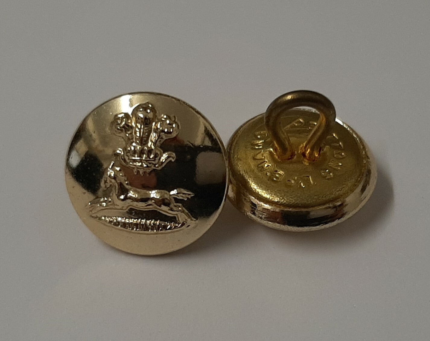 Prince of Wales's Own Regiment of Yorkshire Issue Small Buttons X2 ASBT299