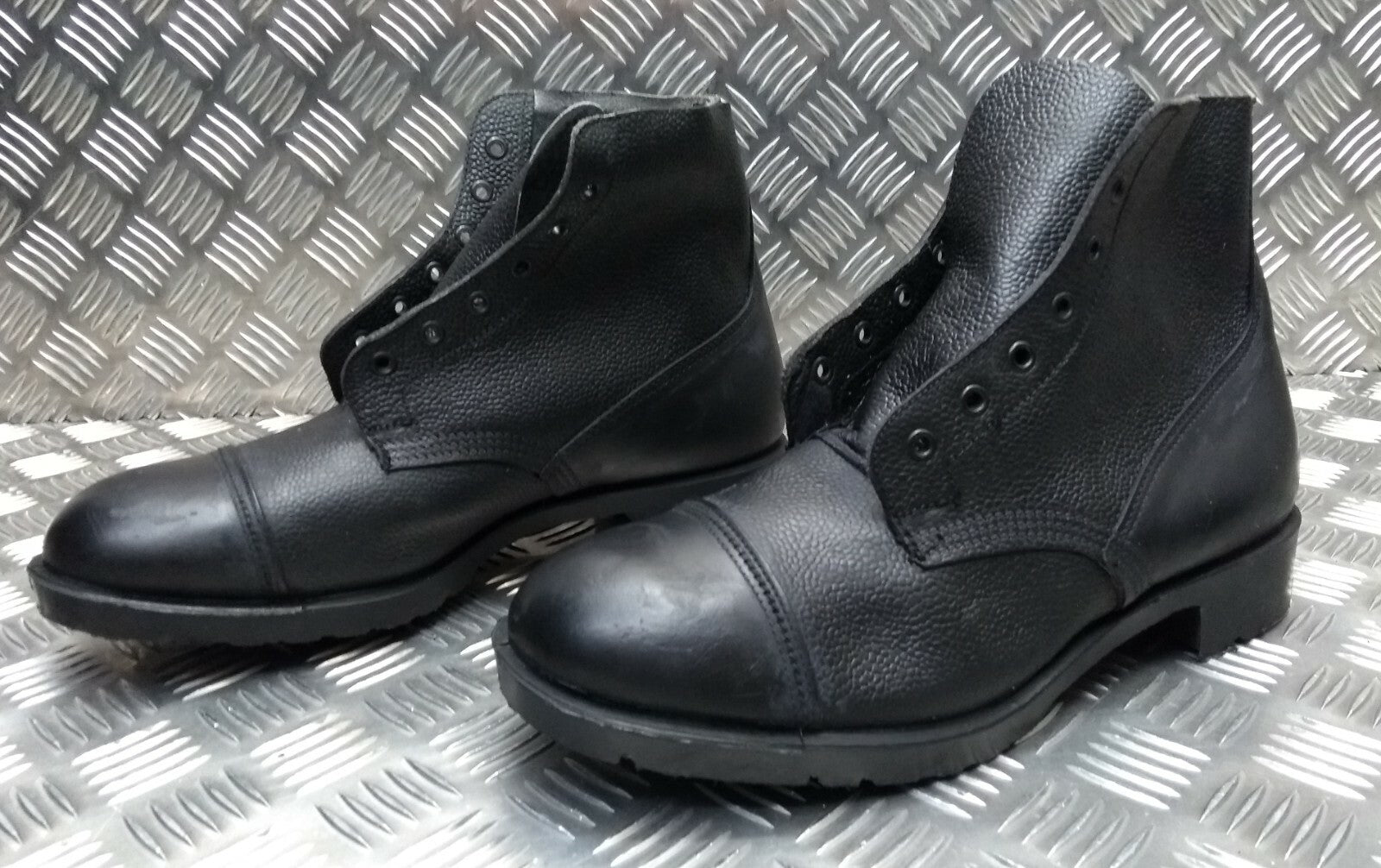 Genuine Vintage 50s Pattern British Army DMS Ankle Parade Boots Smooth Toe