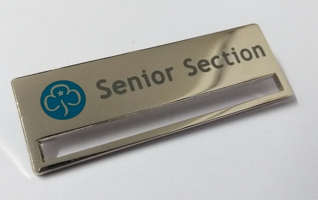 The Girlguiding UK Insignia Hi Sheen Senior Section Metal Pin Clasp Bar