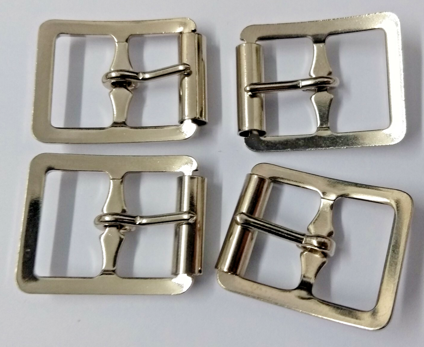 Genuine Specification 5/8" Nickel Plated Small Roll Buckles x 4 NEW