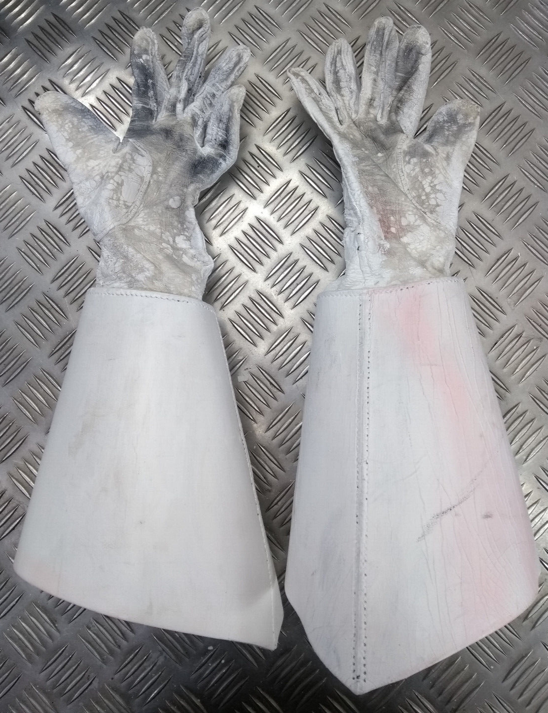 British Army Household Cavalry White Leather Gauntlet Parade Gloves Size 9.5