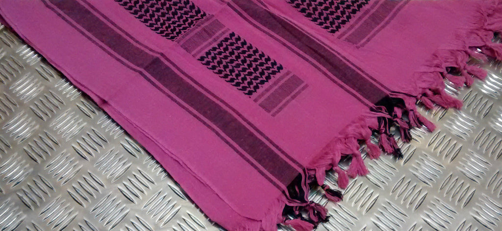 100% Cotton Shemagh / Arab Scarf / Pashmina / Wrap / Sarong. Black on Pink - NEW