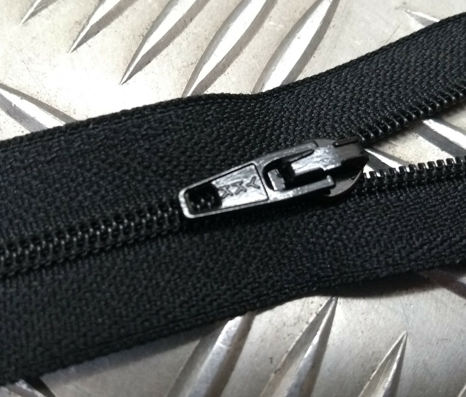 Mil-Spec YKK Zip Zipper Black 25cm Closed End