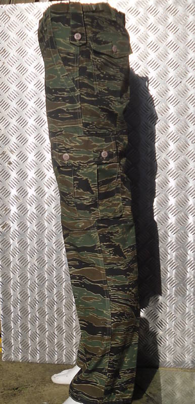 Tiger Camouflage Military Style Combat / Cargo Trousers Size 28"-32" - NEW