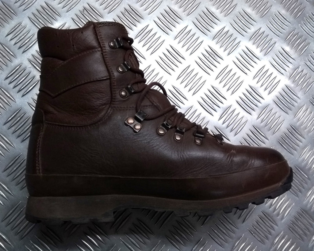 British AltBerg Assault / Patrol / Combat Army Boots Brown Leather All Sizes