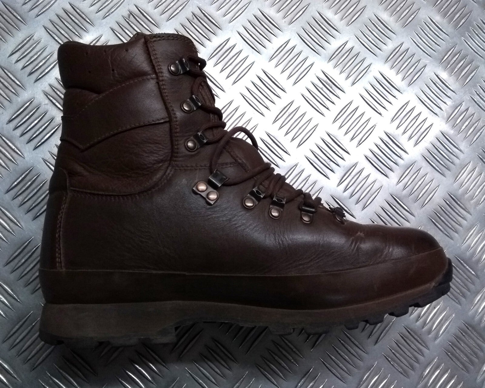 British AltBerg Assault / Patrol / Combat Army Boots Brown Leather All Sizes
