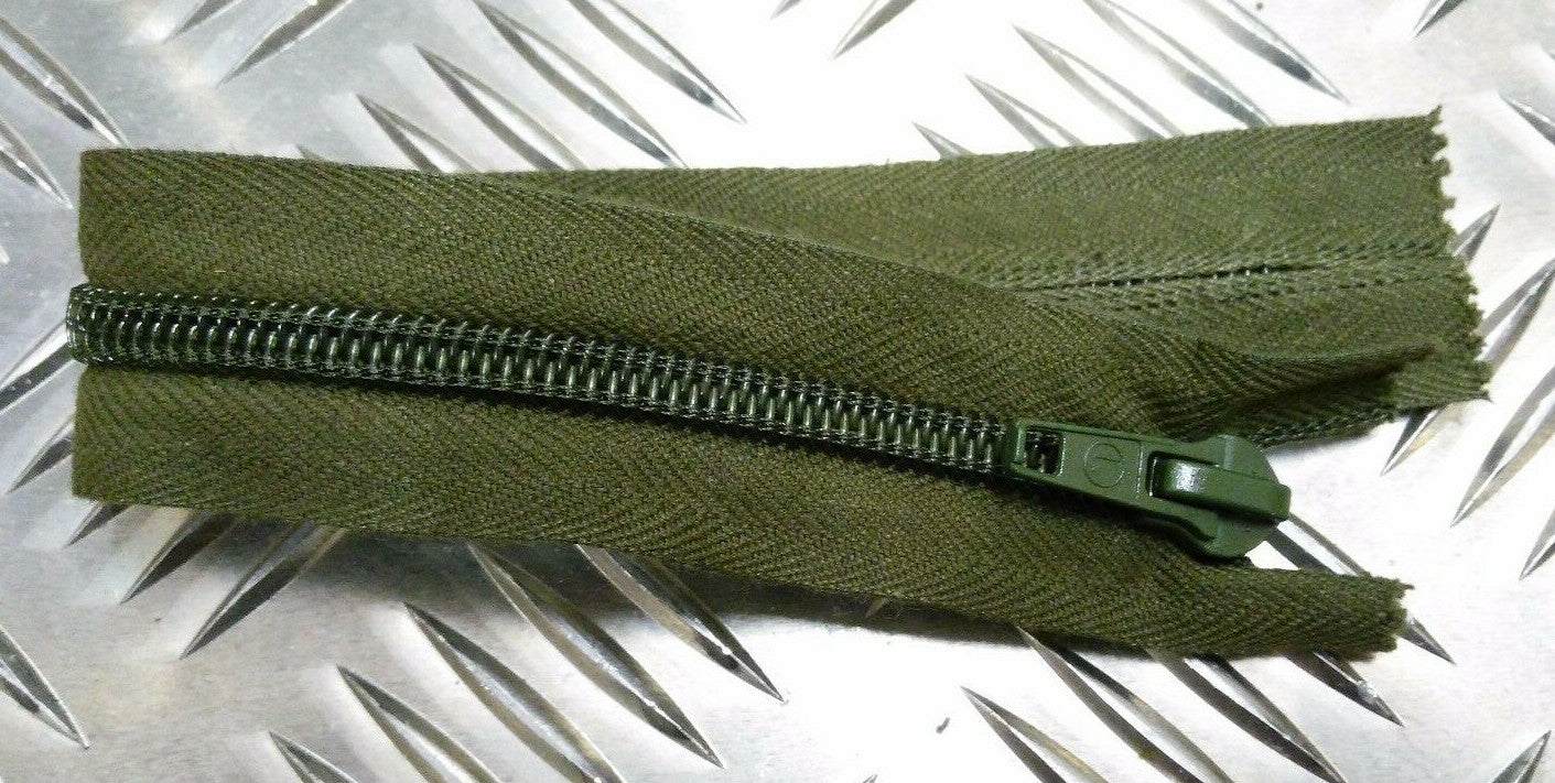 Closed End Green Zip / Zipper Heavy Duty 9" Genuine British Issue
