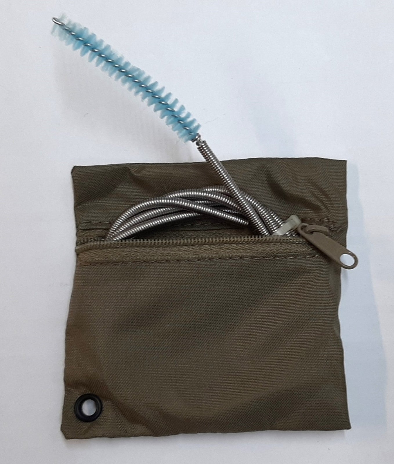 IHS Army Cleaning Brush British Hydration Hose Cleaner