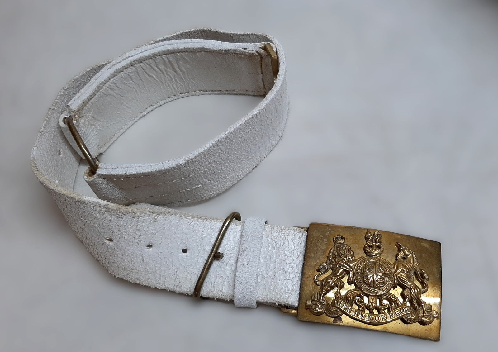 HCav No11 Belt White Buff Leather Belt Household Pattern Waist Size 33"