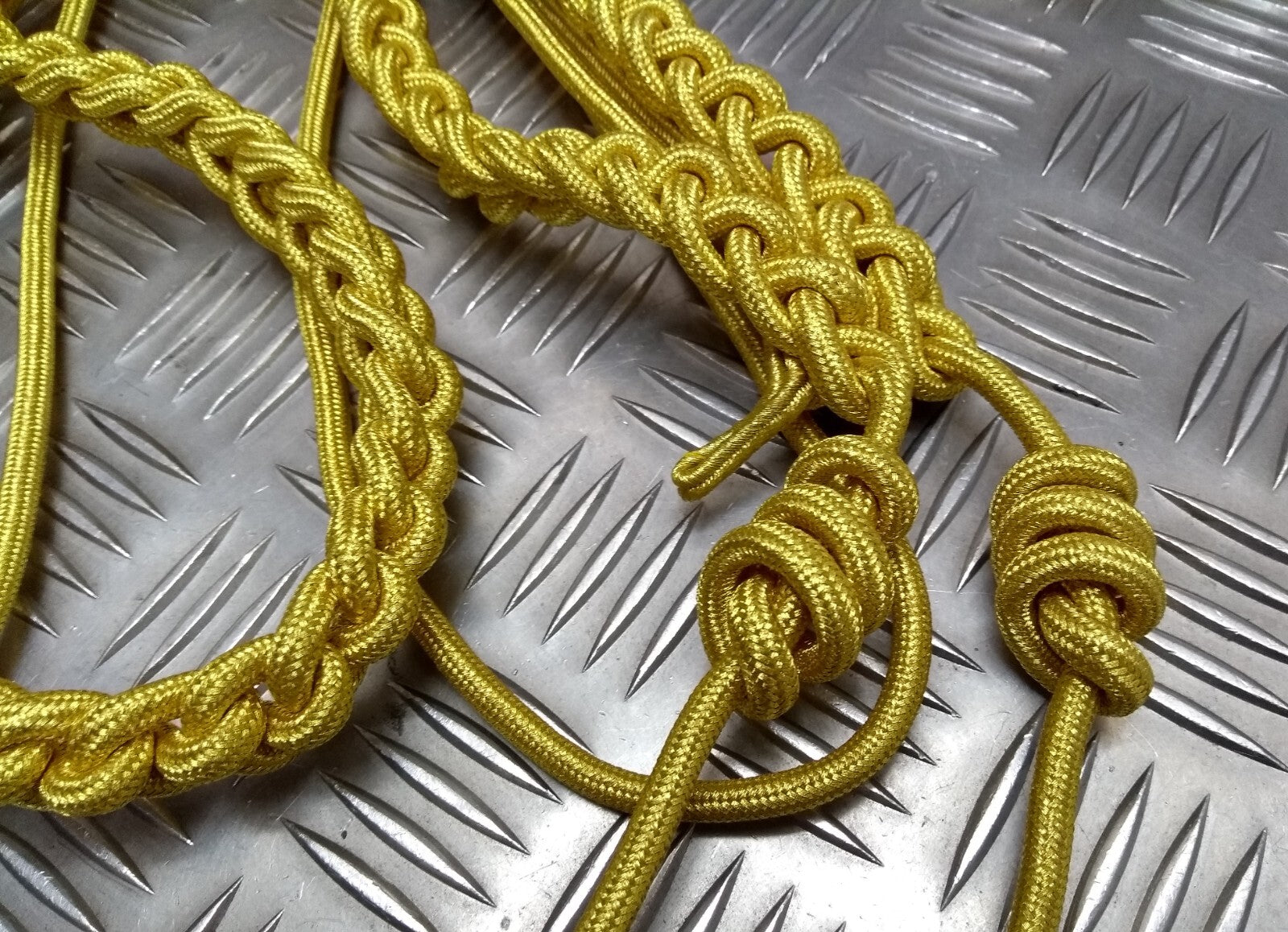 Army Ceremonial Aiguillette / Officers Lanyard Metallic Gold Tip Ends Present