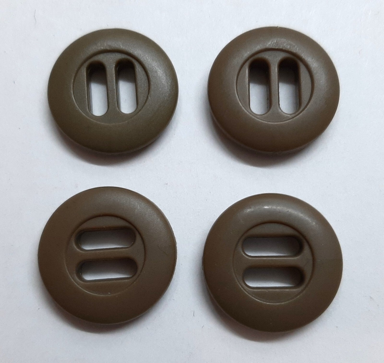 Two Slot Buttons British Desert / MTP / Coyote Combat x 4