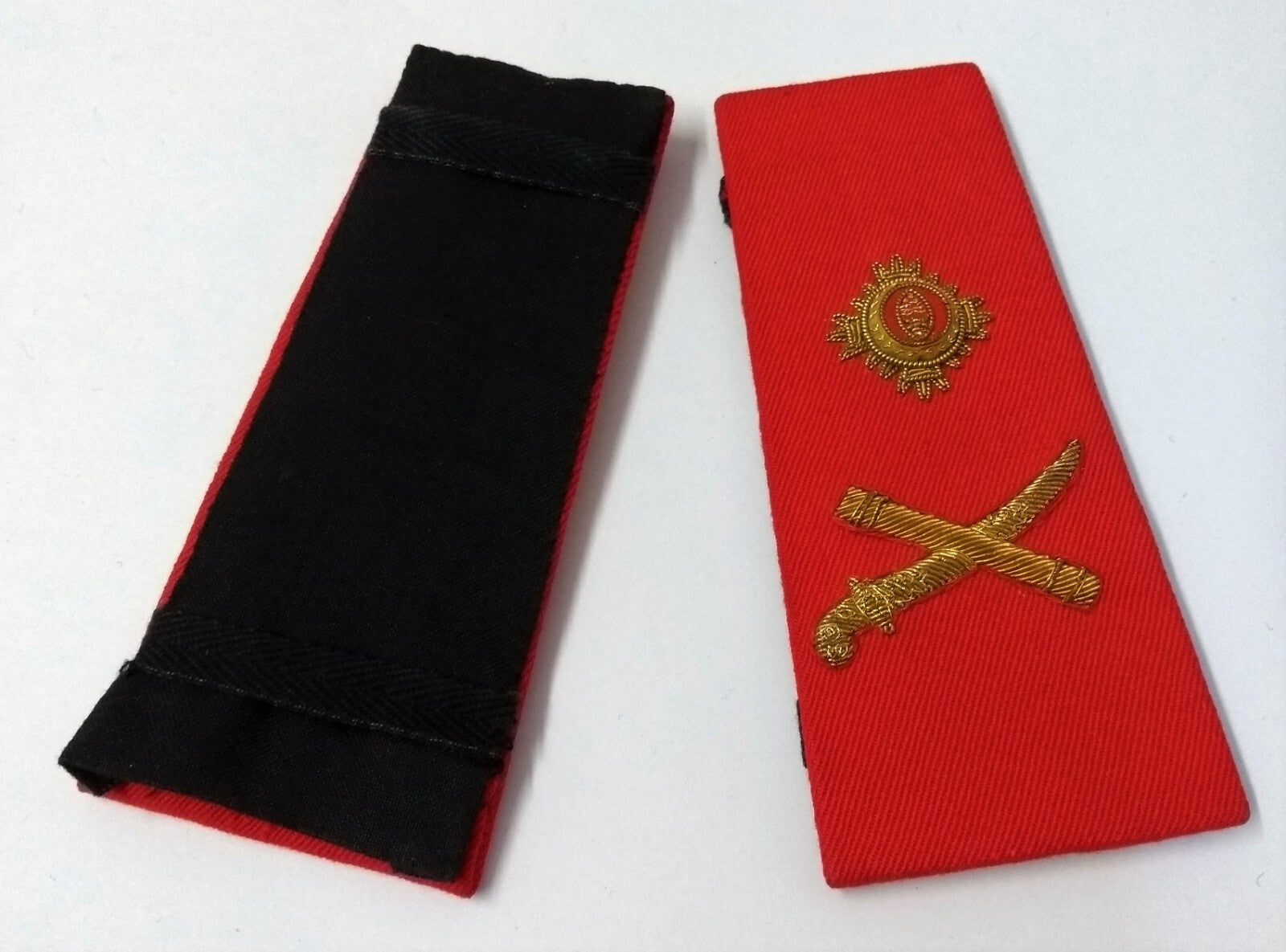 BDF Major General Rank Shoulder Slide & Gold Raised Insignia Botswana Epaulettes