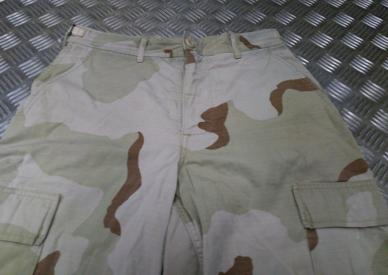 Genuine US Ripstop 6 Pocket Combat / Field Cut Down Trousers Desert Camo Shorts
