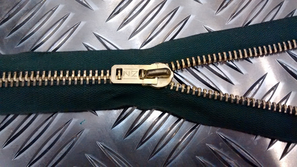 Genuine Vintage British Army 25" Closed End Metal Zip / Zipper Green NZ - NOS