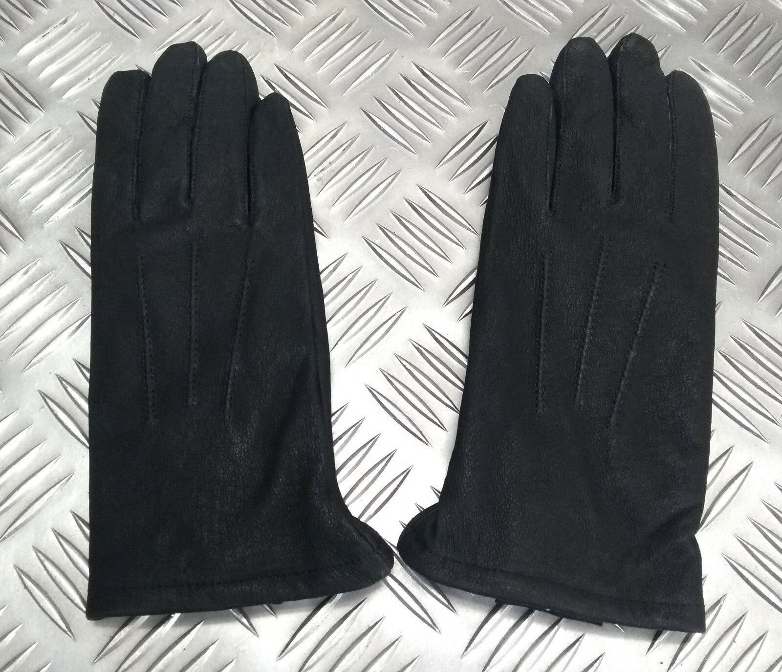 3 Dart Gloves Female Black Leather 3M Thinsulate Soft Lining Small