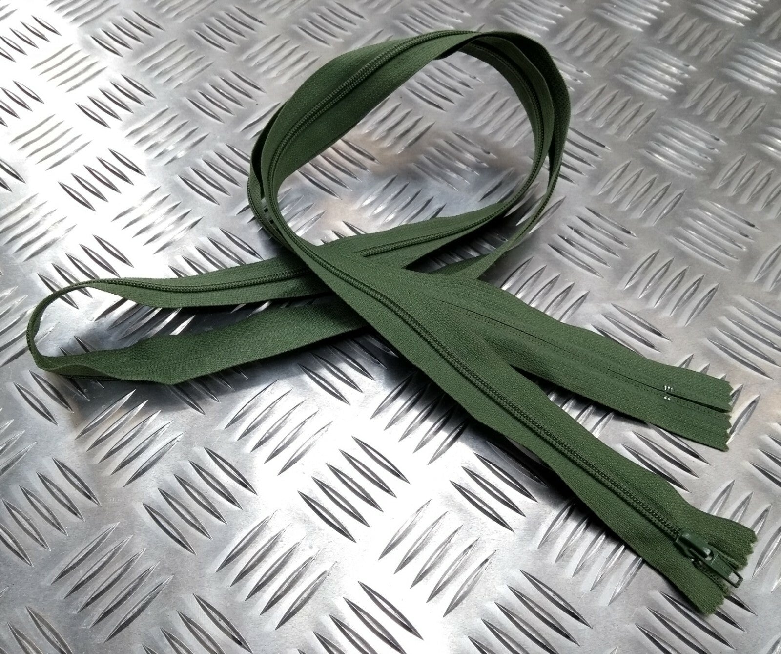 Genuine British 152cm Closed End Green Heavy Duty Zip Zipper