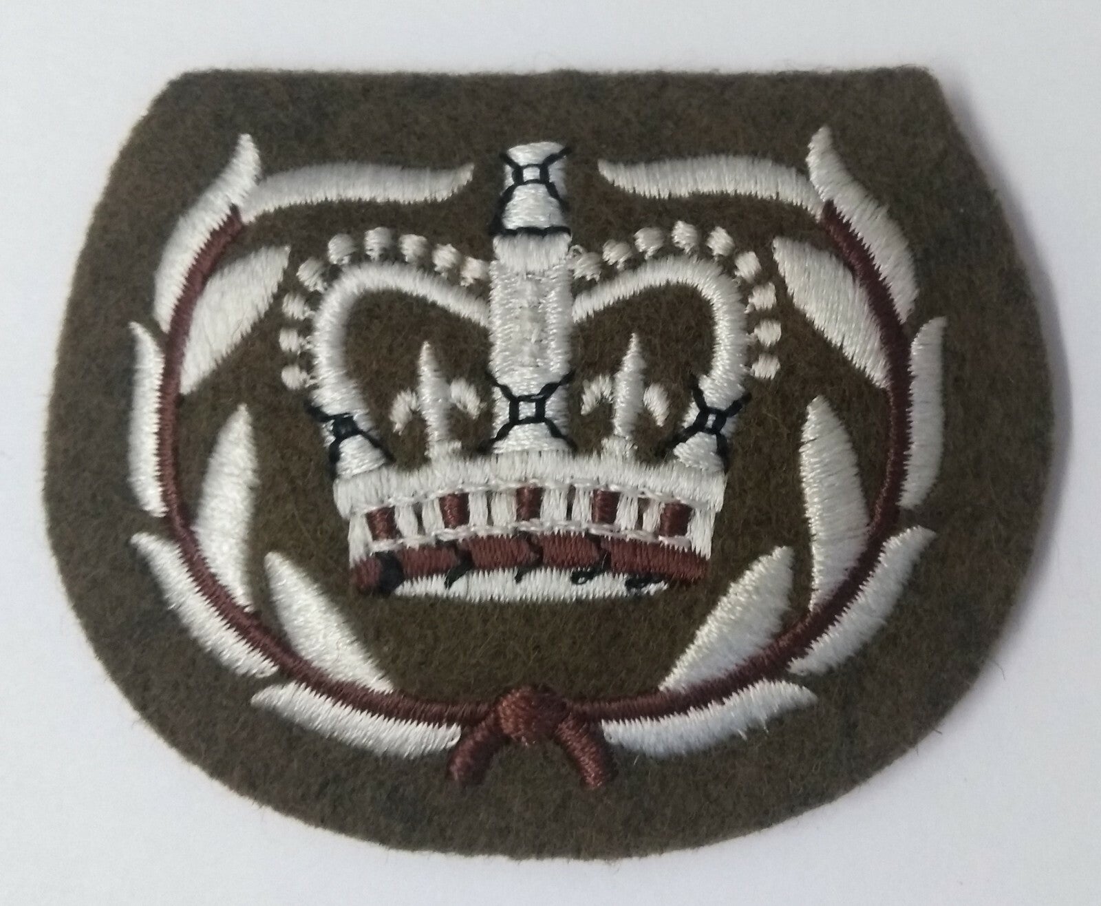 WO2 RQMS Patch No2 Khaki Arm Badge Q/C Crown and Laurel