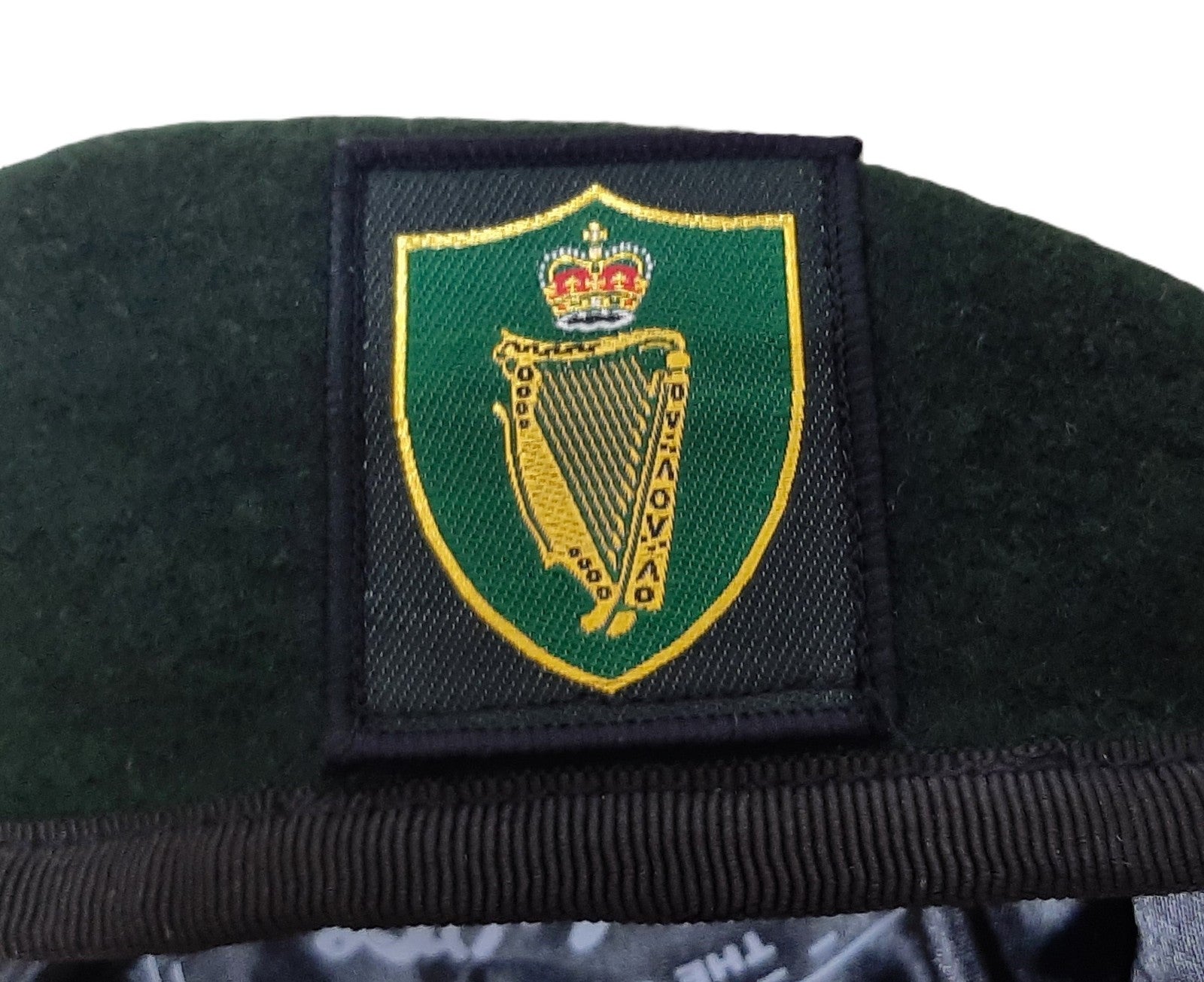 Irish Green Beret With Harp British Army HQ N.I Command Insignia Patch Size 7